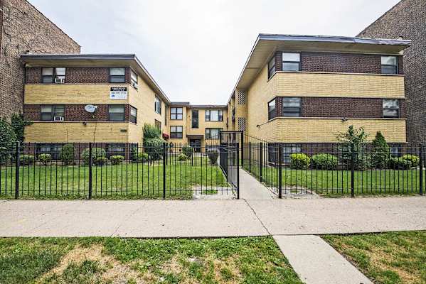 8231-37 S Ellis Ave property